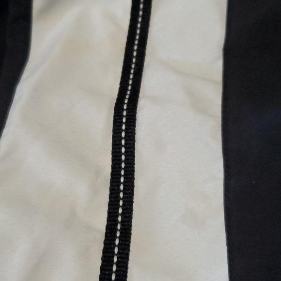 Nike Capri Pants - Picture 8 of 8